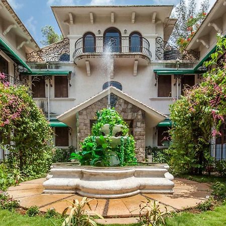 Bella Vista By Stayvista - A Haven With Lush Green Surroundings, Zen Garden, Quirky Decor & A Inviting Swimming Pool Лонавла Екстер'єр фото