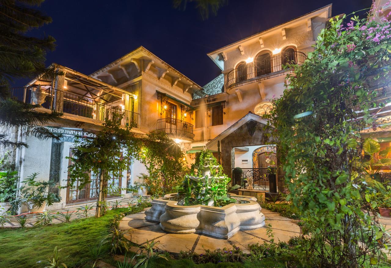 Bella Vista By Stayvista - A Haven With Lush Green Surroundings, Zen Garden, Quirky Decor & A Inviting Swimming Pool Лонавла Екстер'єр фото