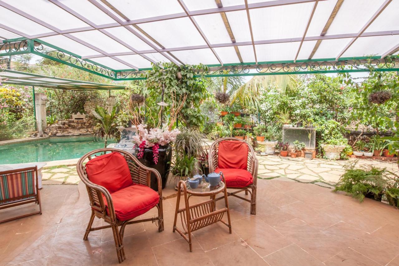Bella Vista By Stayvista - A Haven With Lush Green Surroundings, Zen Garden, Quirky Decor & A Inviting Swimming Pool Лонавла Екстер'єр фото