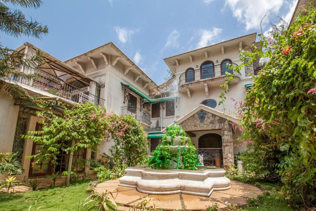 Bella Vista By Stayvista - A Haven With Lush Green Surroundings, Zen Garden, Quirky Decor & A Inviting Swimming Pool Лонавла Екстер'єр фото